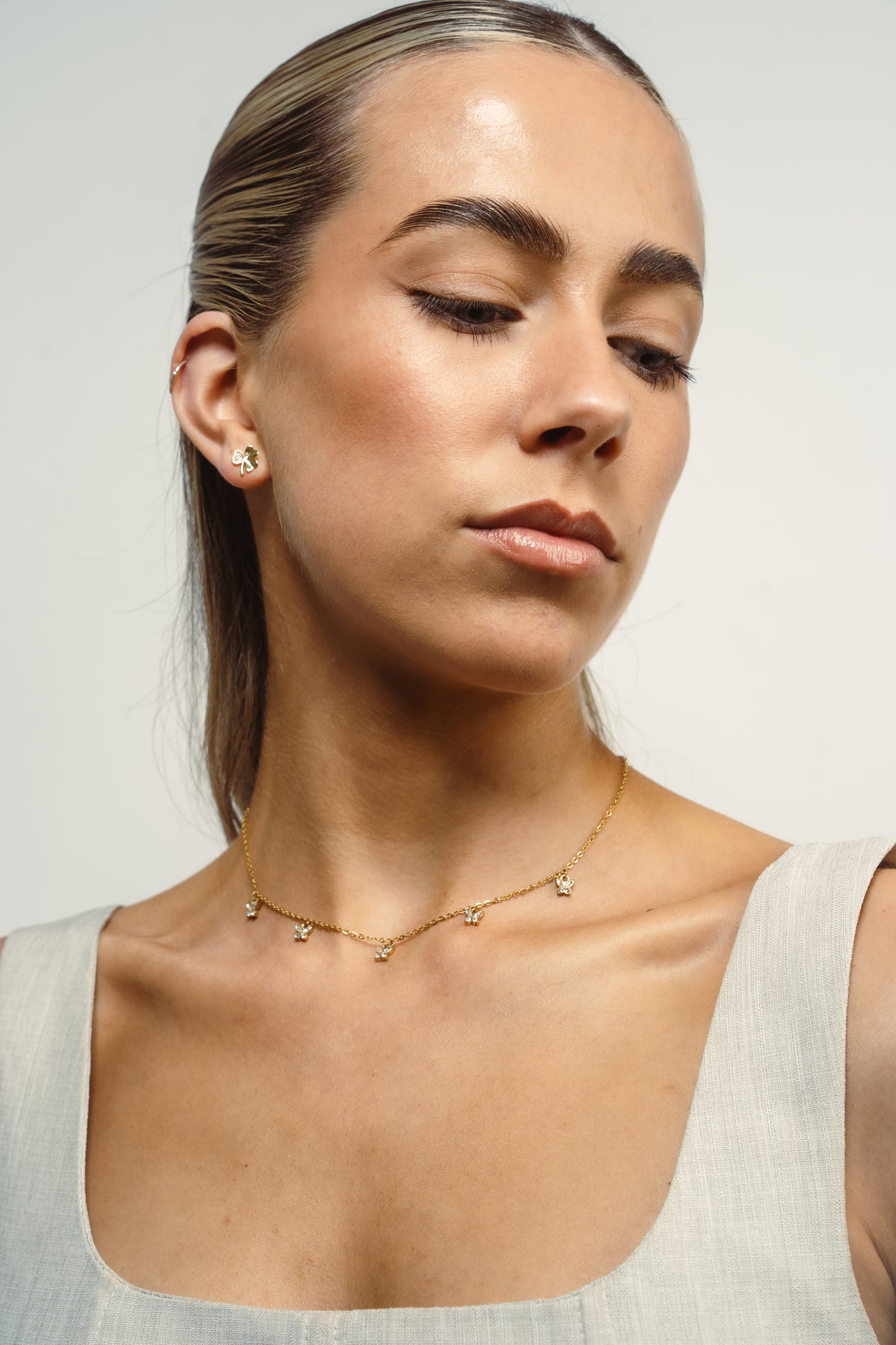 Féileacán Necklace