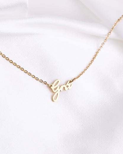 Grá Necklace