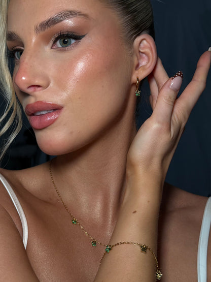 Féileacáin Hoop Earrings