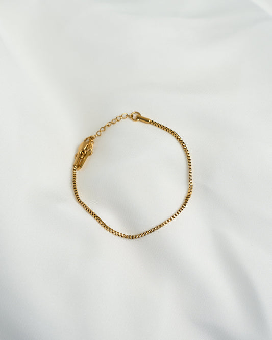 Éire Box Chain Bracelet