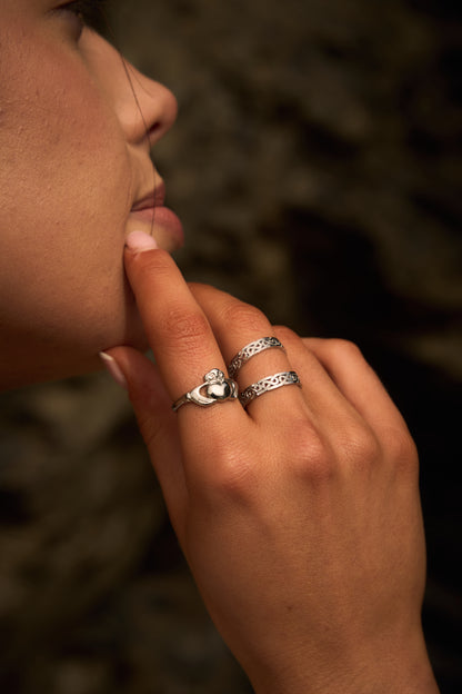Classic Claddagh Ring