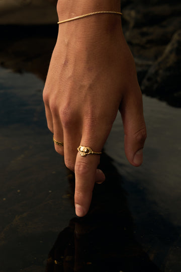 Classic Claddagh Ring