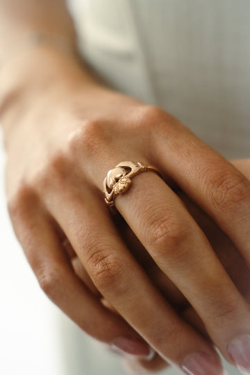 Classic Claddagh Ring