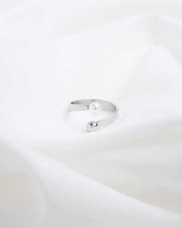Pearl & Sphere Ring