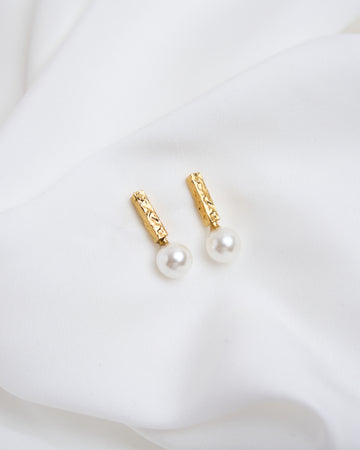 Crushed Pearl Earrings
