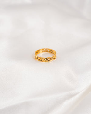 Knot Ring