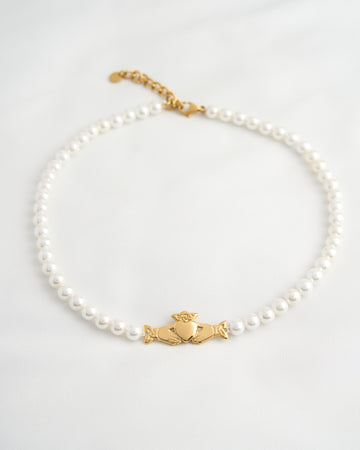 Claddagh Pearl Necklace