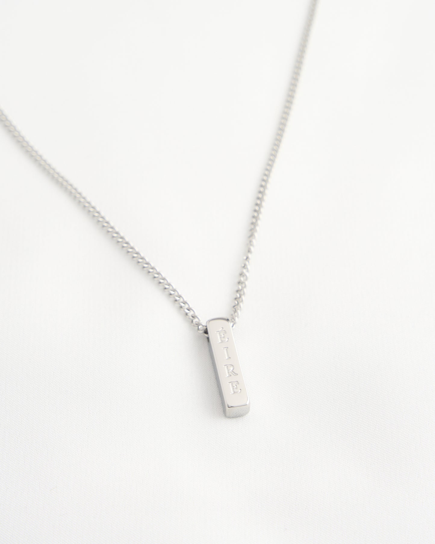 Éire Pendant Necklace