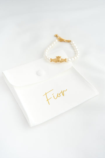 Claddagh Pearl Bracelet